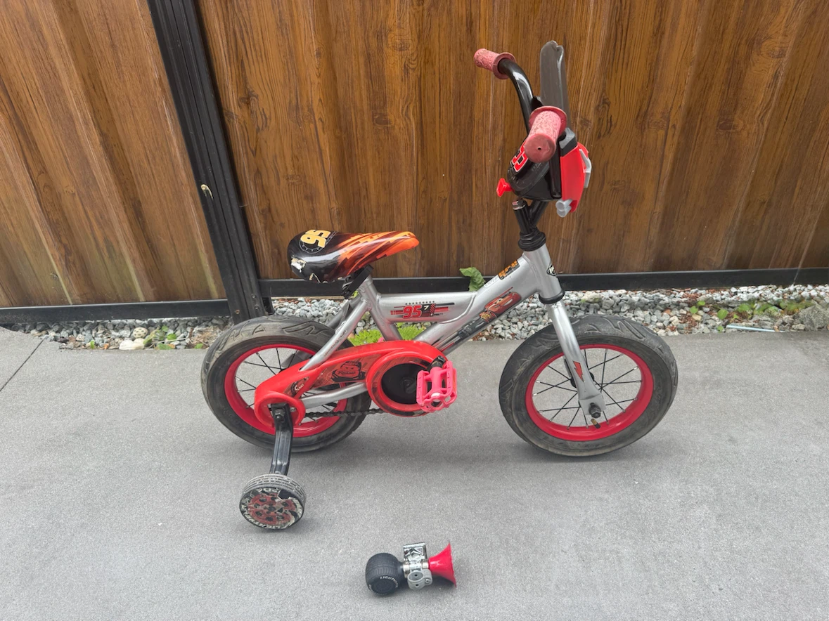 12” Disney Cars Kids Bicycle with Training Wheels - photo 3