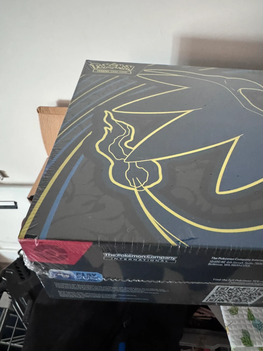 Pokemon TCG Charizard ex Premium Collection Box - photo 3