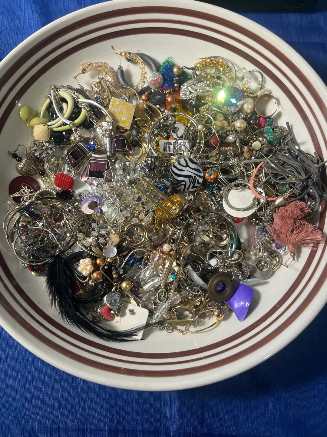 Huge 2.6+ lb Jewelry Junk Box,Mismatched,Tangled,Crafting Mix - photo 2