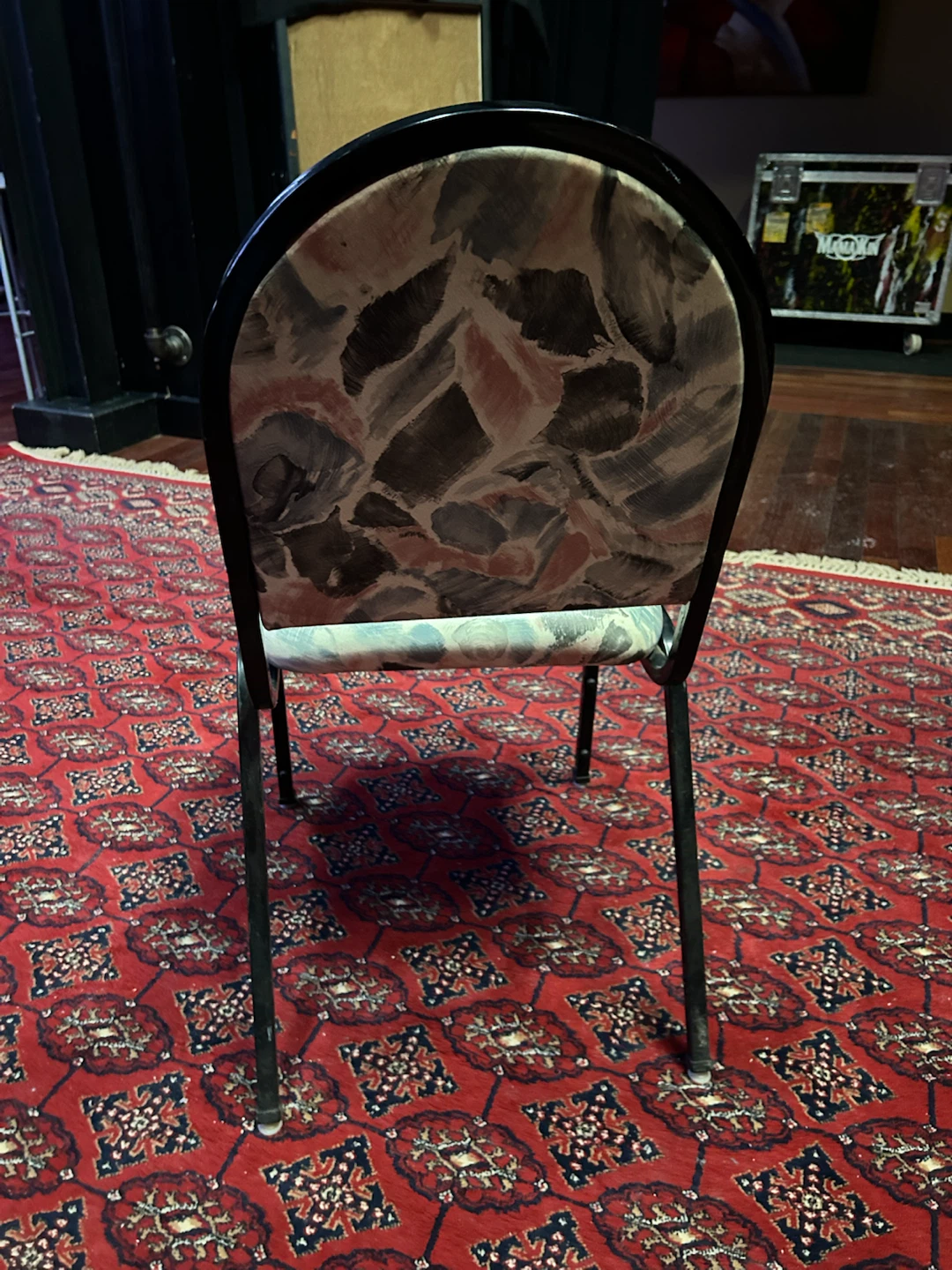 Stackable vinyl chairs - photo 4