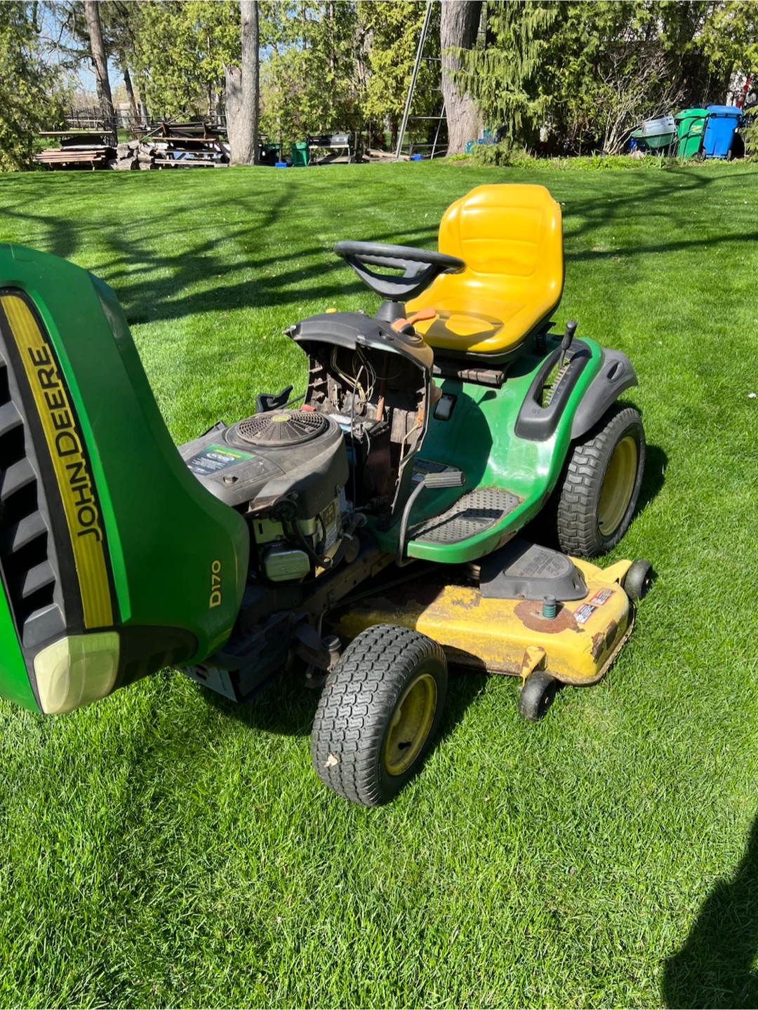 John Deere D170 riding lawnmower tractor - photo 4
