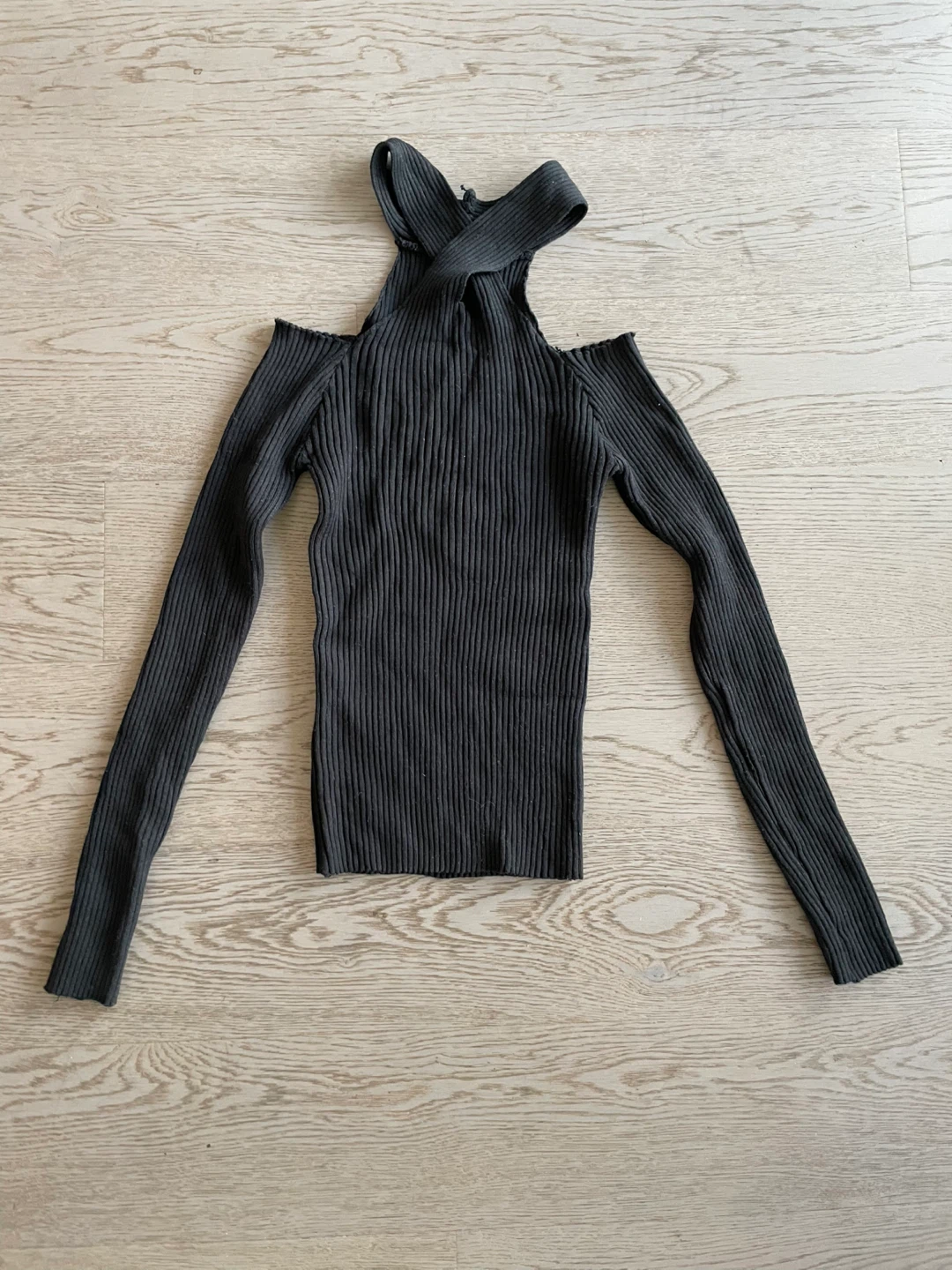 $2 each, size S, all kinds of tops - photo 4