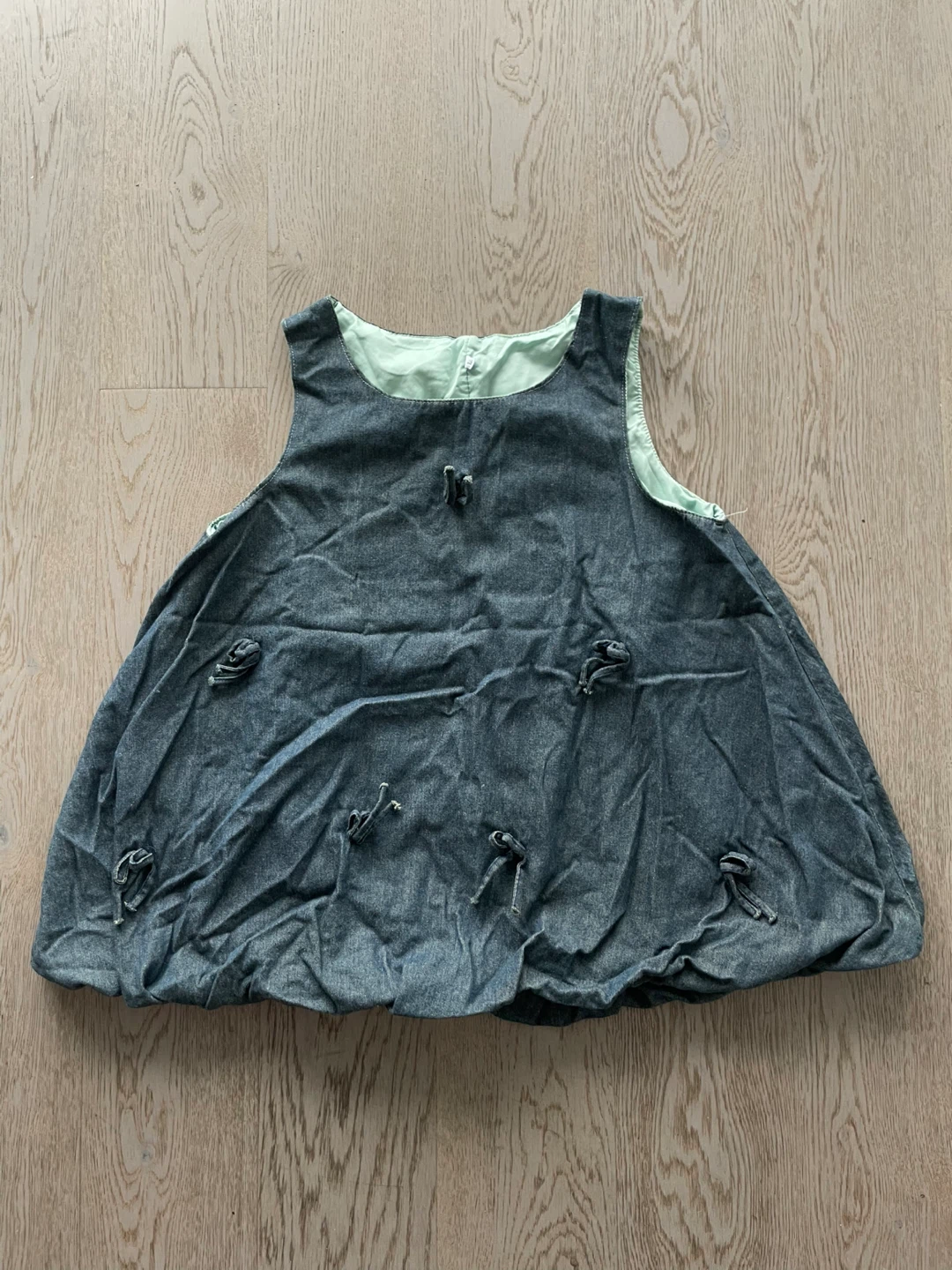 $2 each , size M/L, all kinds of tops - photo 4