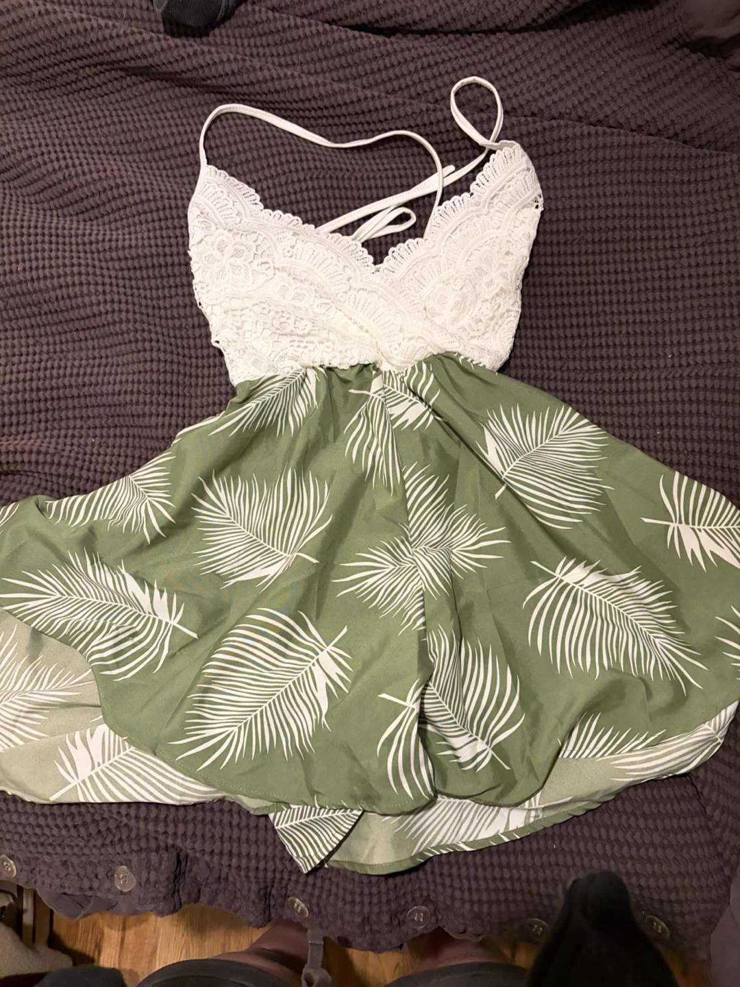 SHEIN White Lace Leaf Print Romper