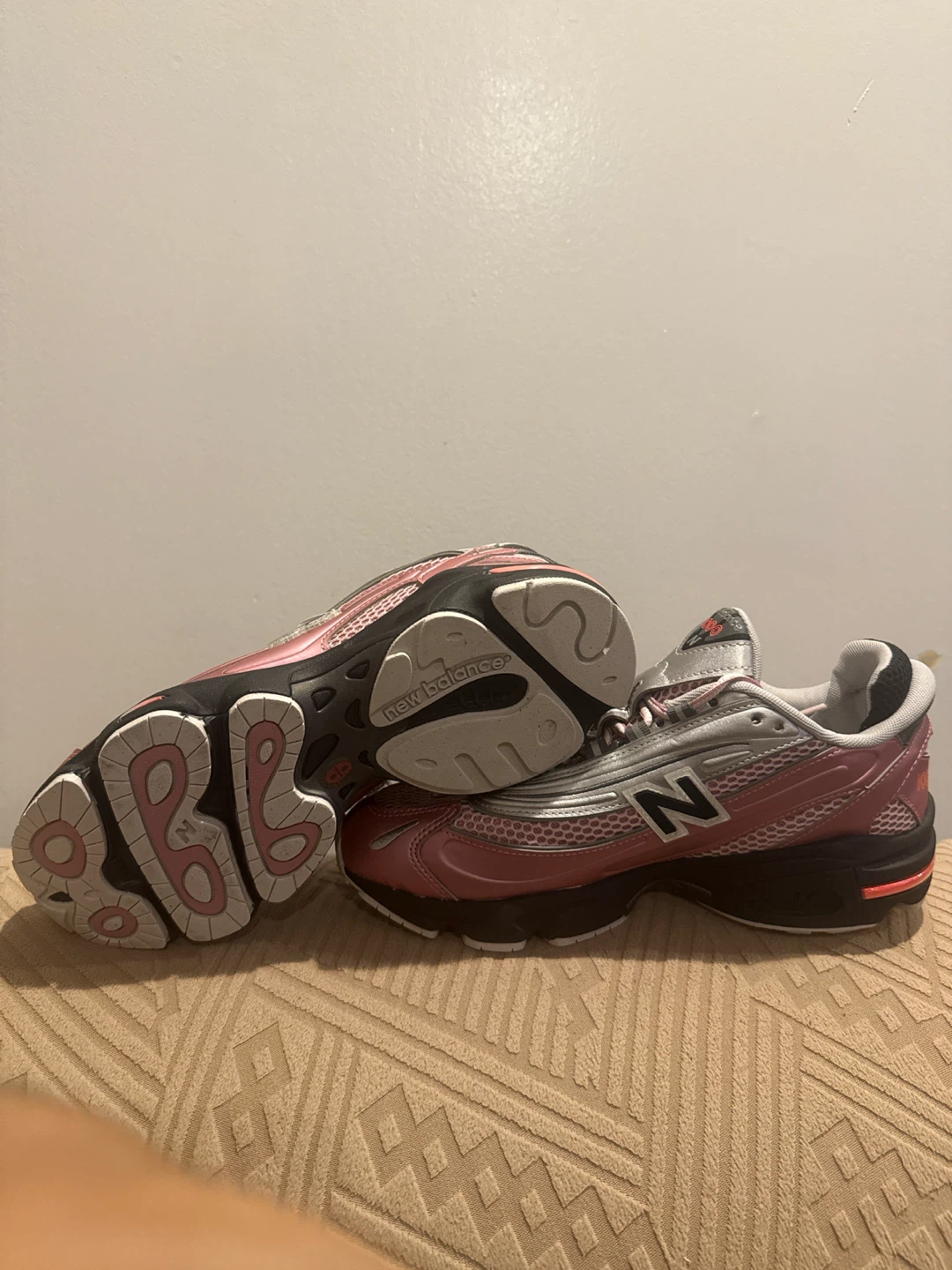 New Balance M1000U Pink Silver Women's Sneakers - photo 2