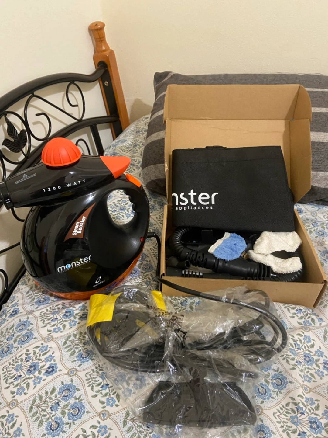 Monster Appliances 1200 Watt Steam Booster Cleaner - photo 3
