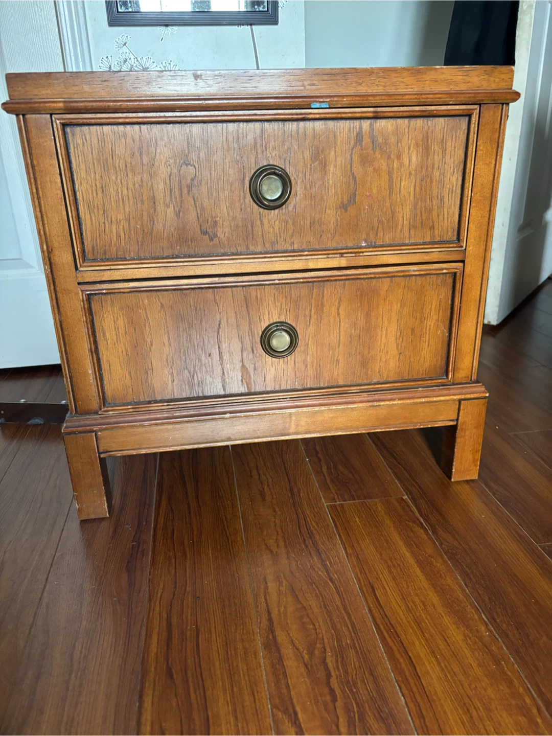 Vintage 2-Drawer Wooden Nightstand