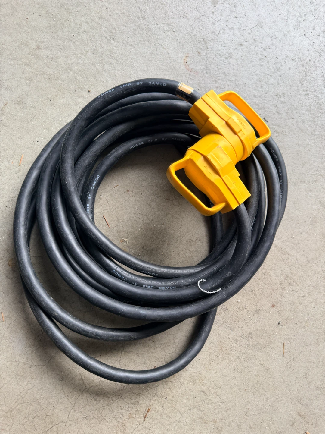 Camco Power Grip RV 30A Extension Cord - photo 4