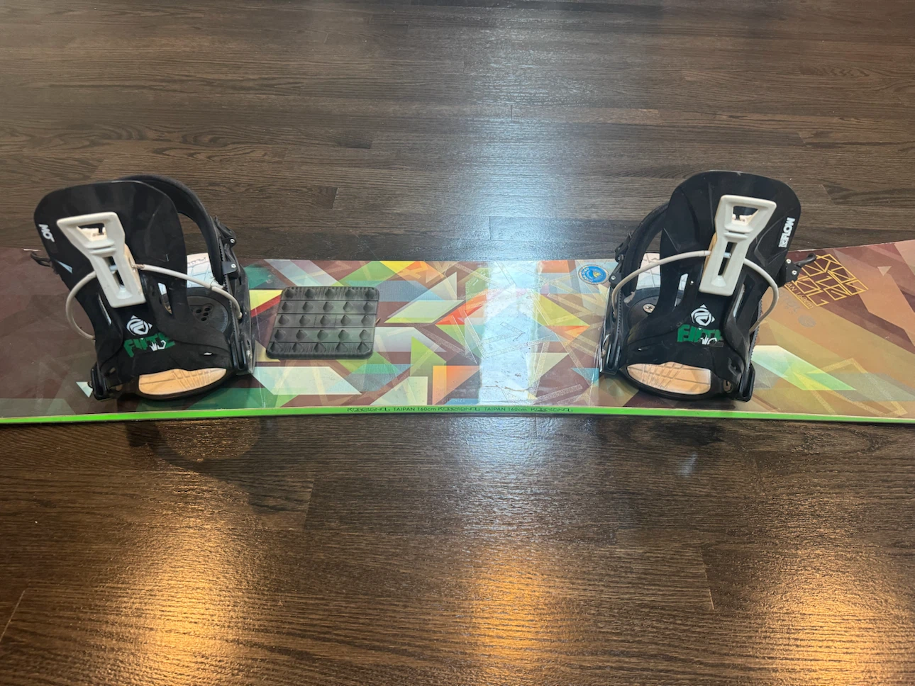 Rossignol Taipan Snowboard with Bindings - photo 2