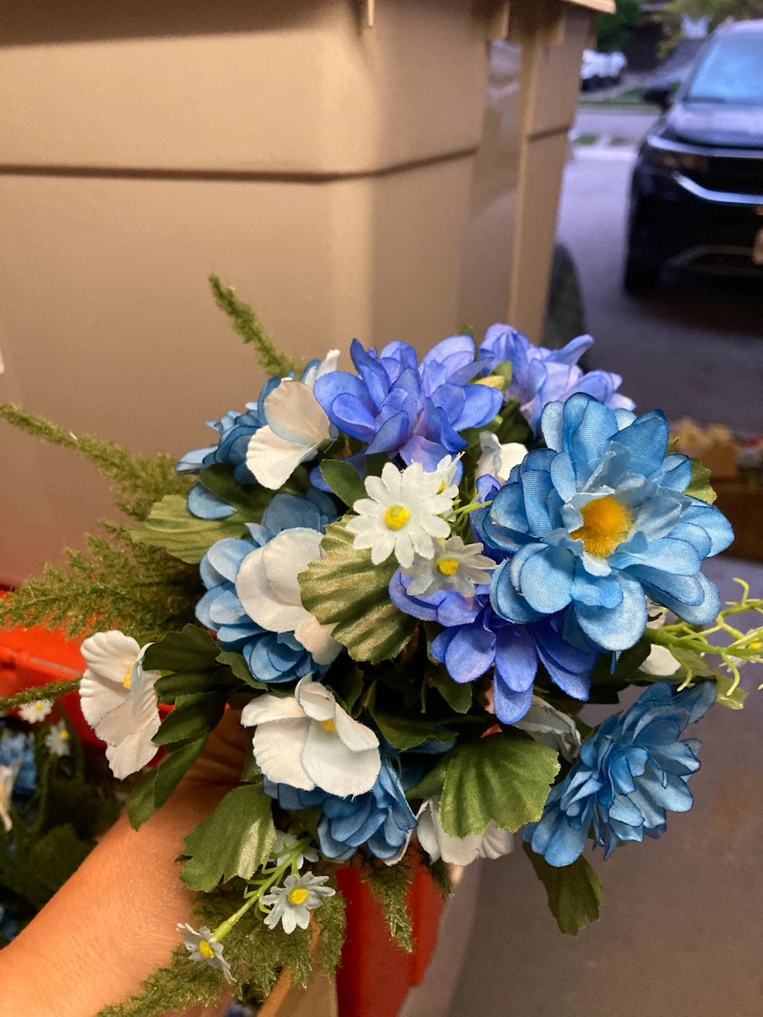 Artificial Blue and White Flower Arrangement - photo 2