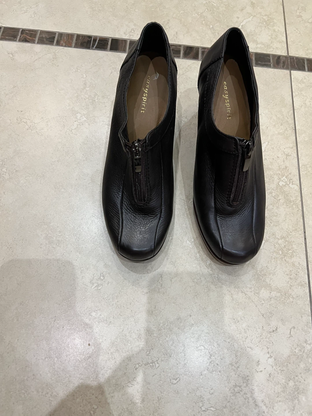 Easy Spirit Black Leather Zip Ankle Boots - photo 3
