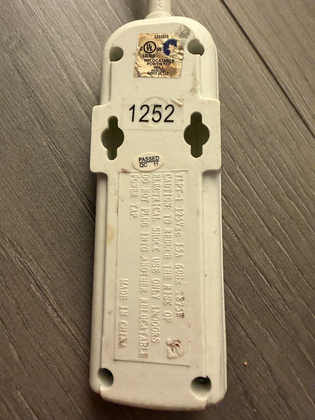 White 3-Outlet Power Bar - photo 3