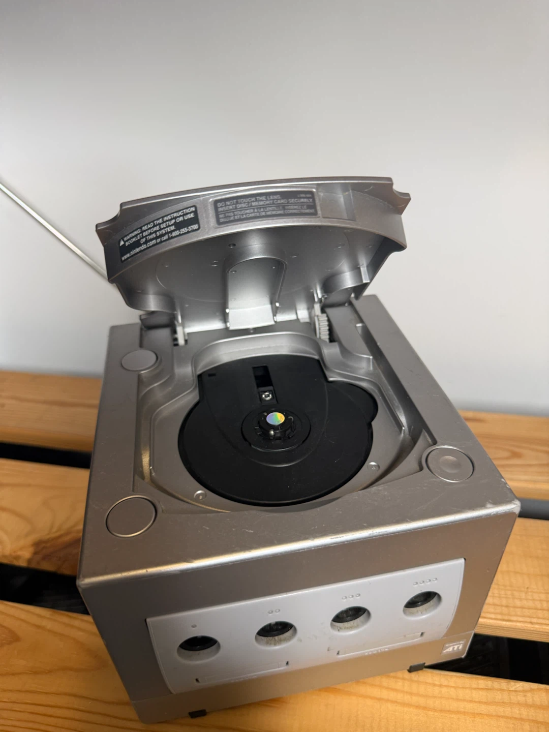 Nintendo GameCube - photo 2