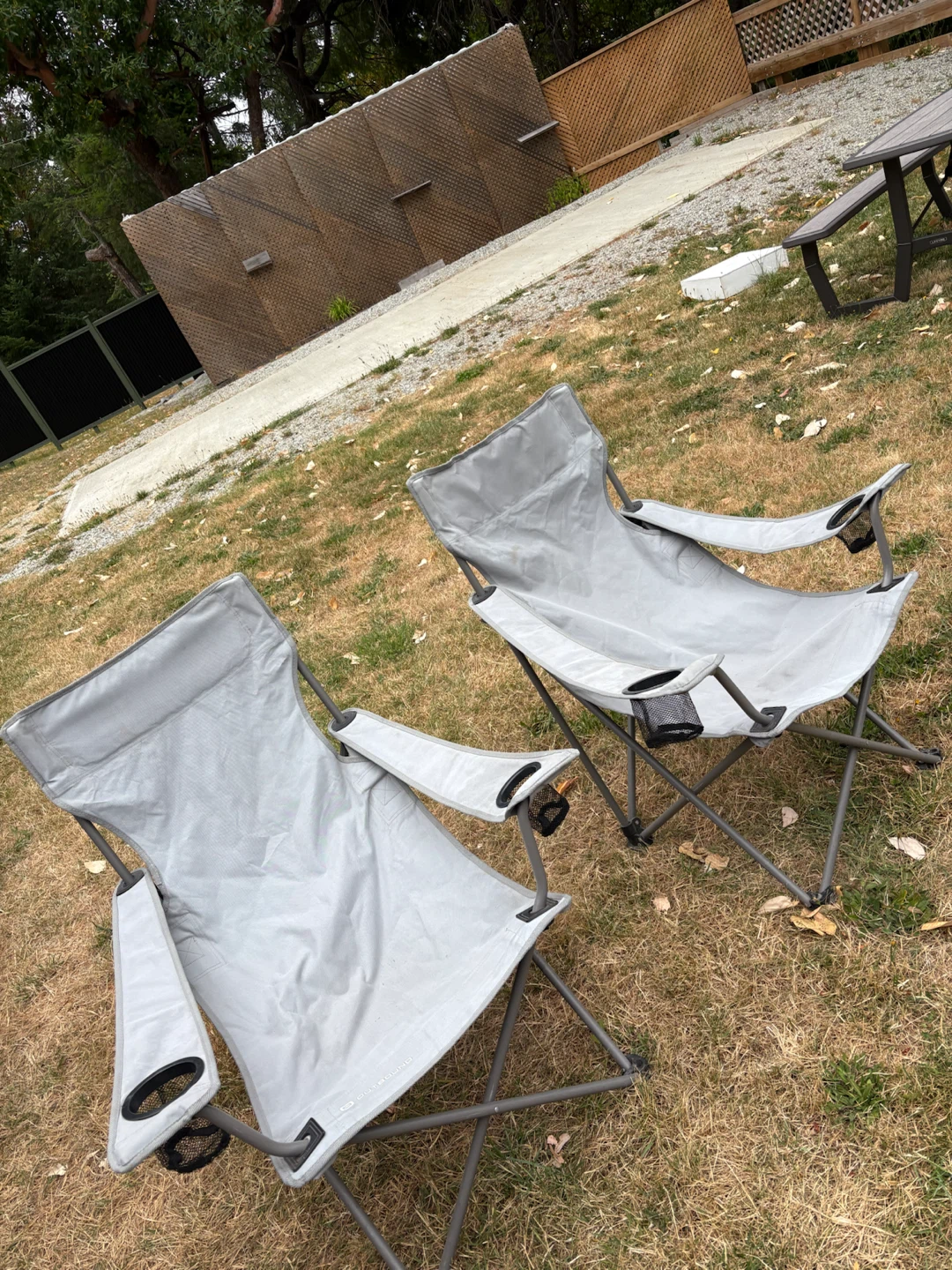 Tent + camping chairs - photo 2