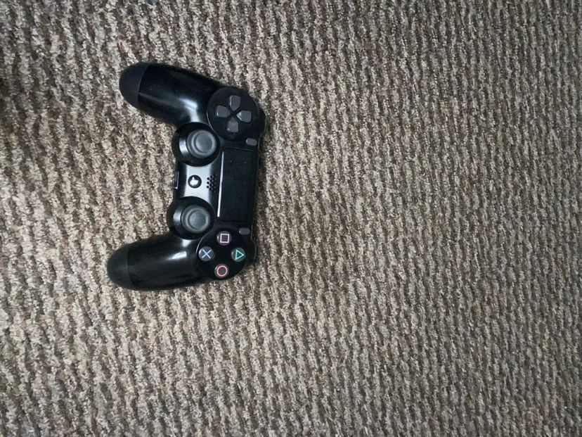 À PlayStation 4 controller