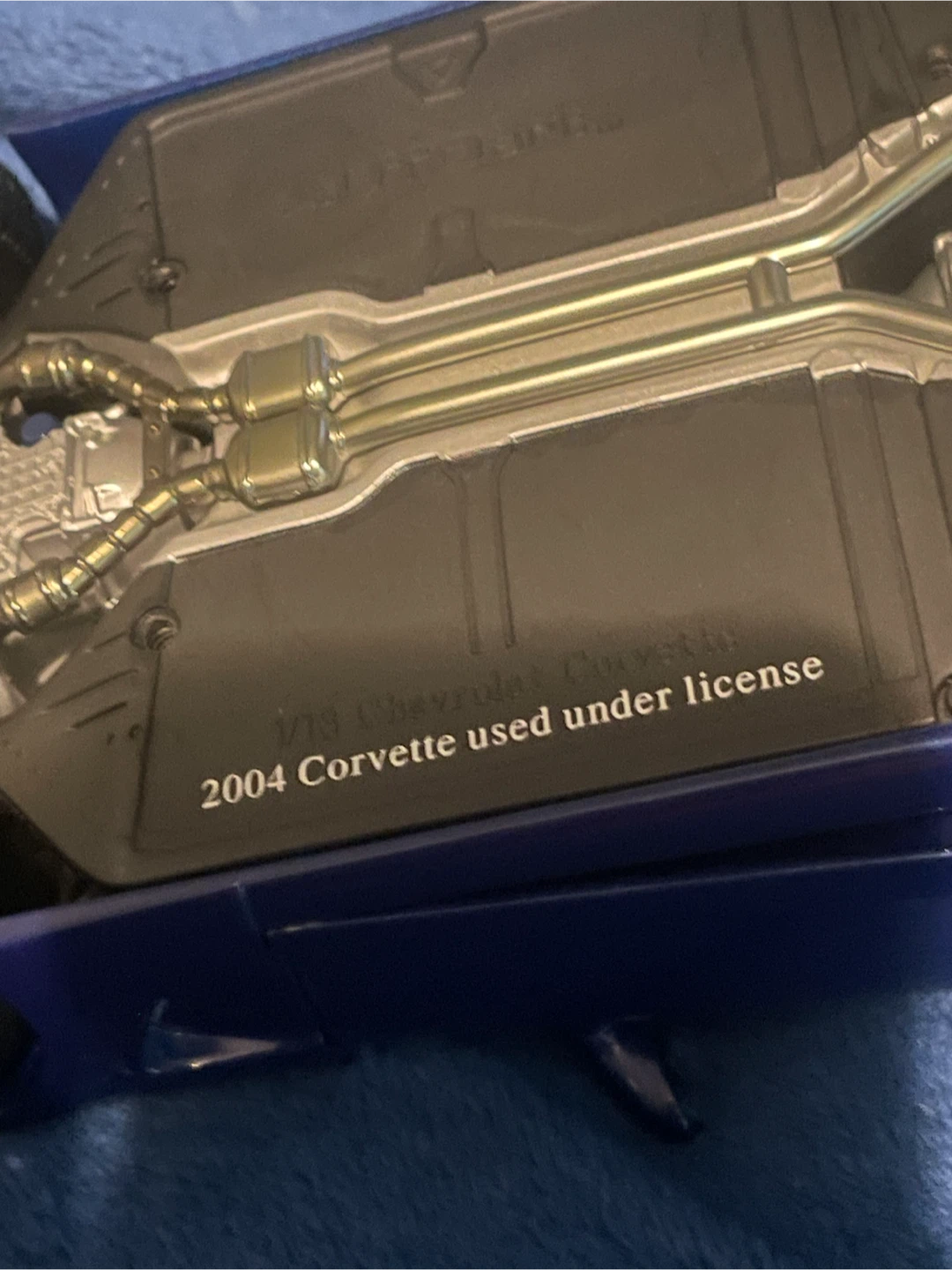 1/18 Chevrolet Corvette 2004 Diecast Model Car