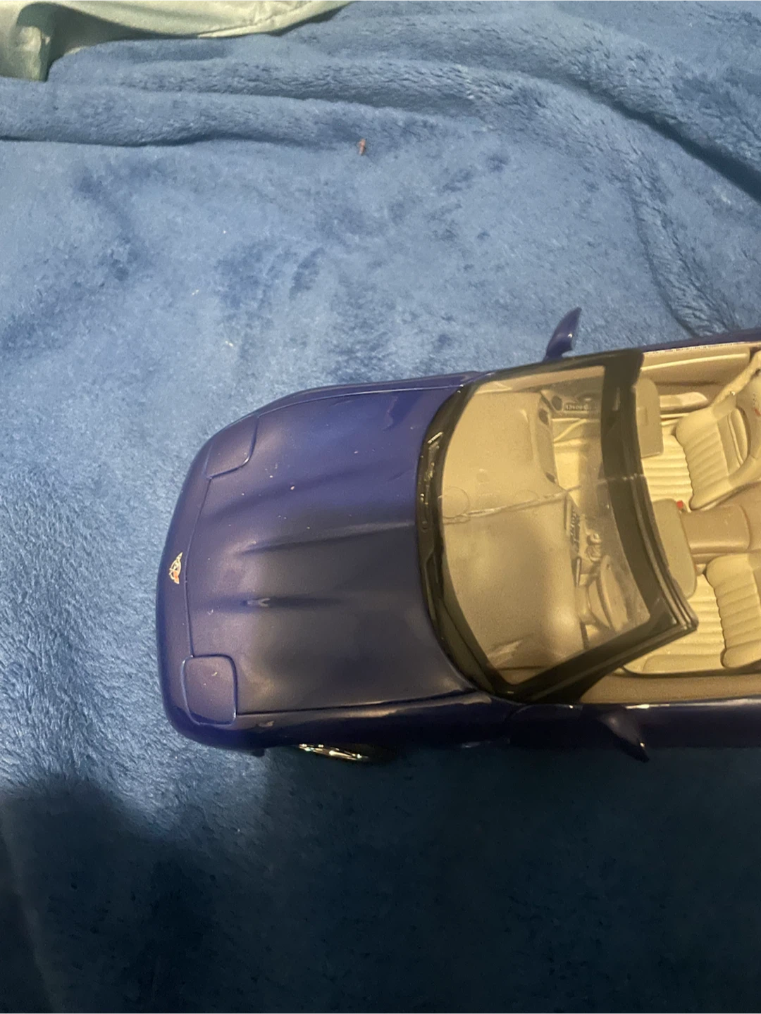 1/18 Chevrolet Corvette 2004 Diecast Model Car - photo 2