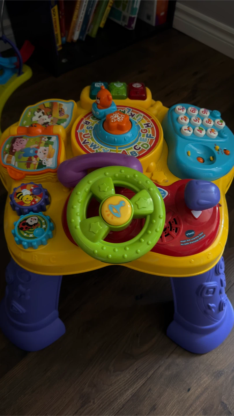 Fisher-Price Sit-Me-Up Seat and kid toys /items