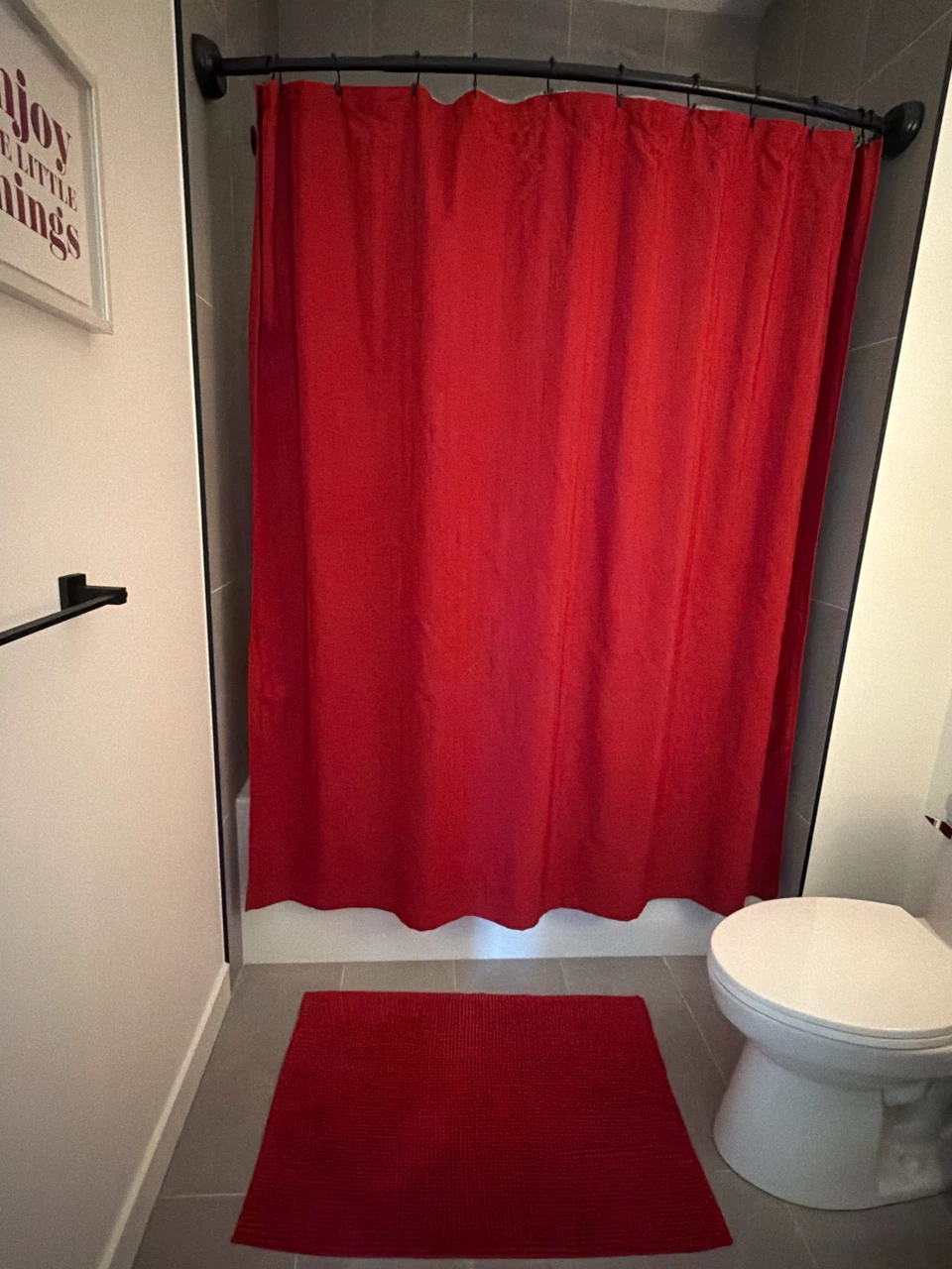 Red Shower Curtain and Red bath mat - photo 2