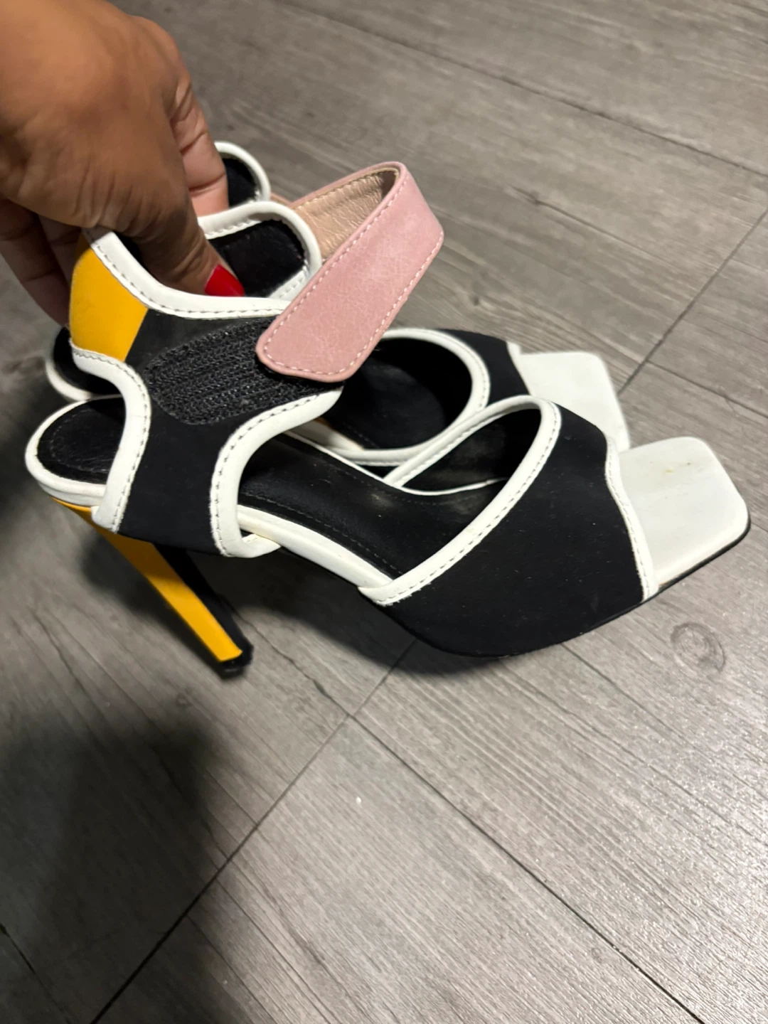 Women's Heeled Sandals