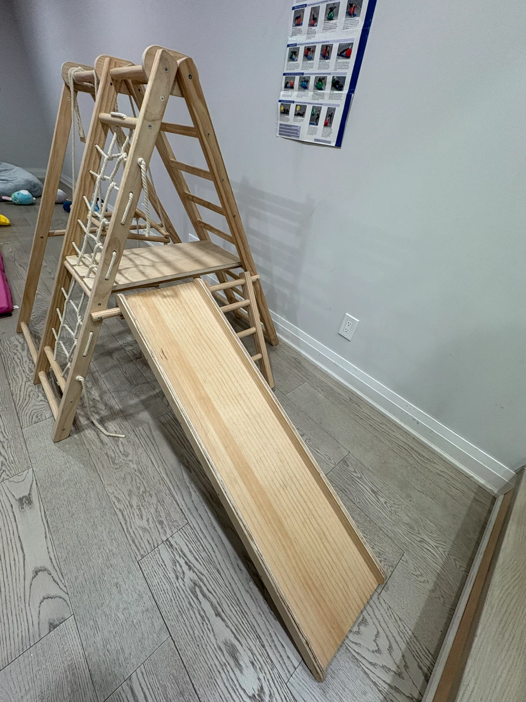 Indoor playground gym with a swing - photo 3