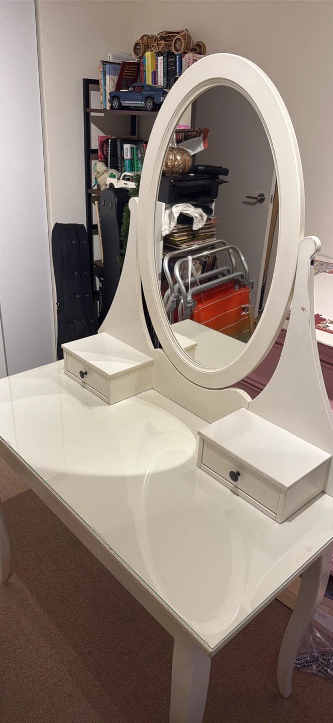 White IKEA Vanity Table with Oval Mirror and Drawers - photo 3