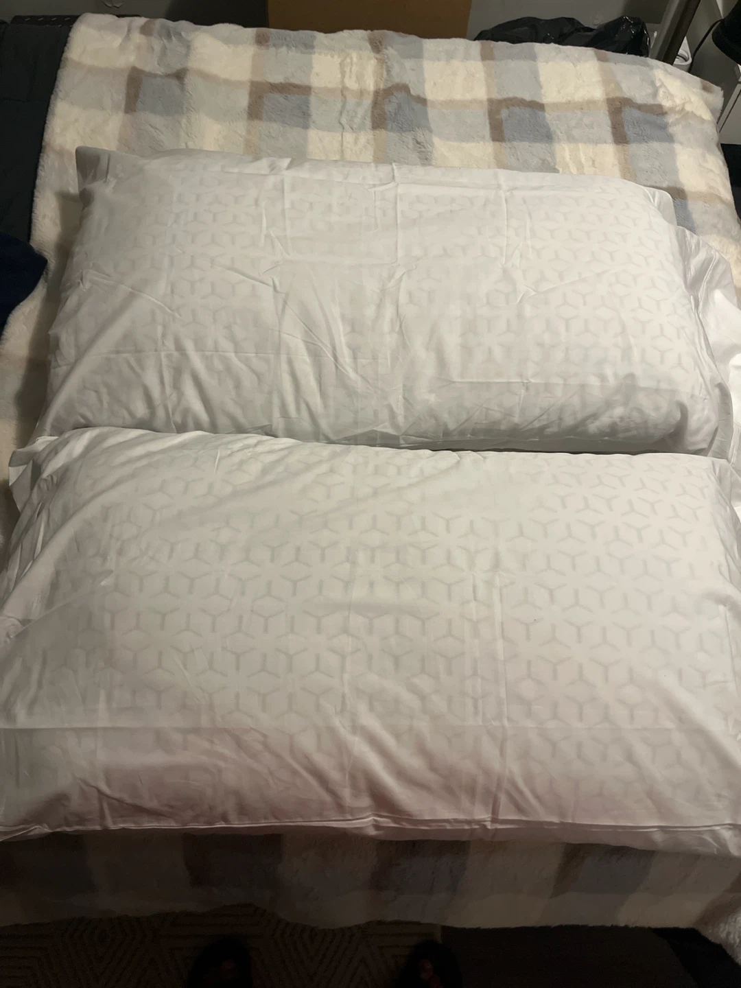 King size Serta Pillows Set of 2