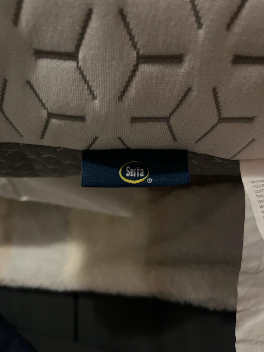 King size Serta Pillows Set of 2 - photo 3
