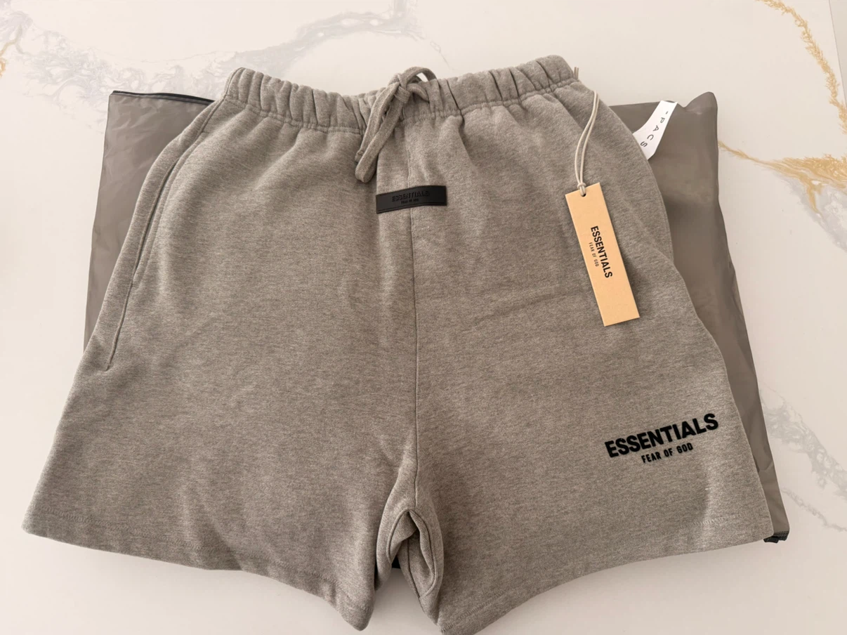 ESSENTIALS Fear of God Grey Shorts - photo 2