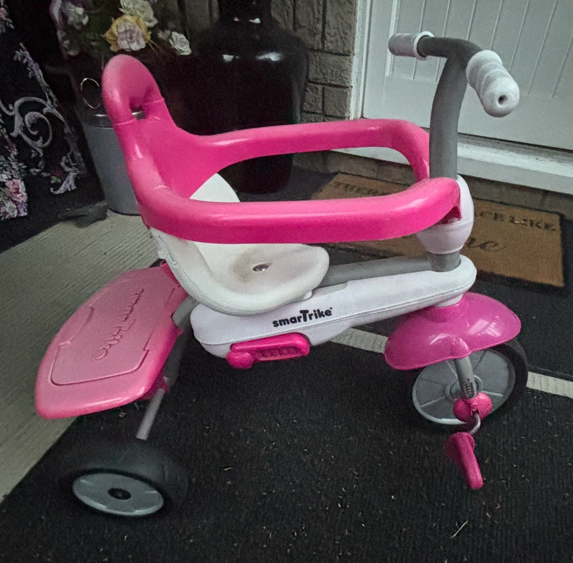 Cute Smartrike 3-in-1 Pink Toddler Tricycle