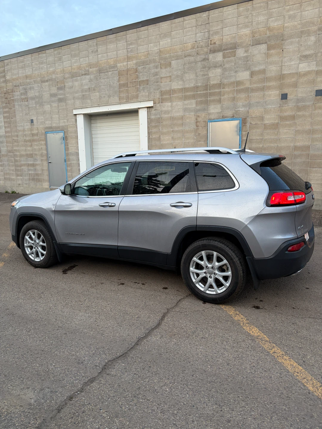 2018 Jeep Cherokee North 4x4 - photo 3