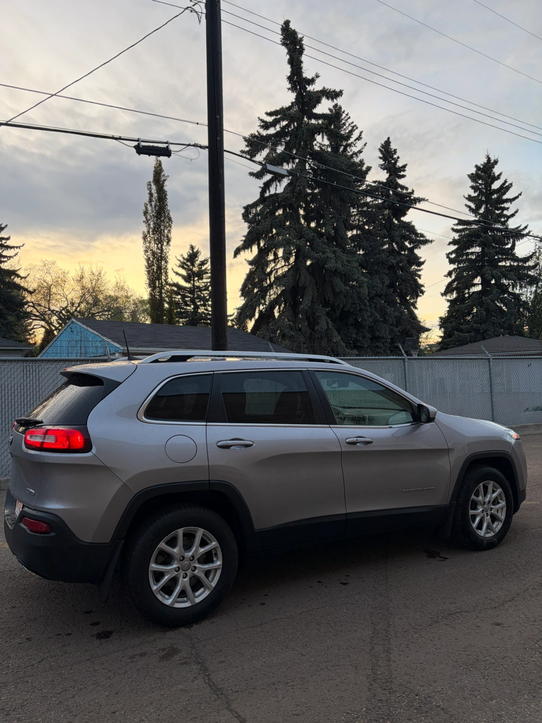 2018 Jeep Cherokee North 4x4 - photo 4