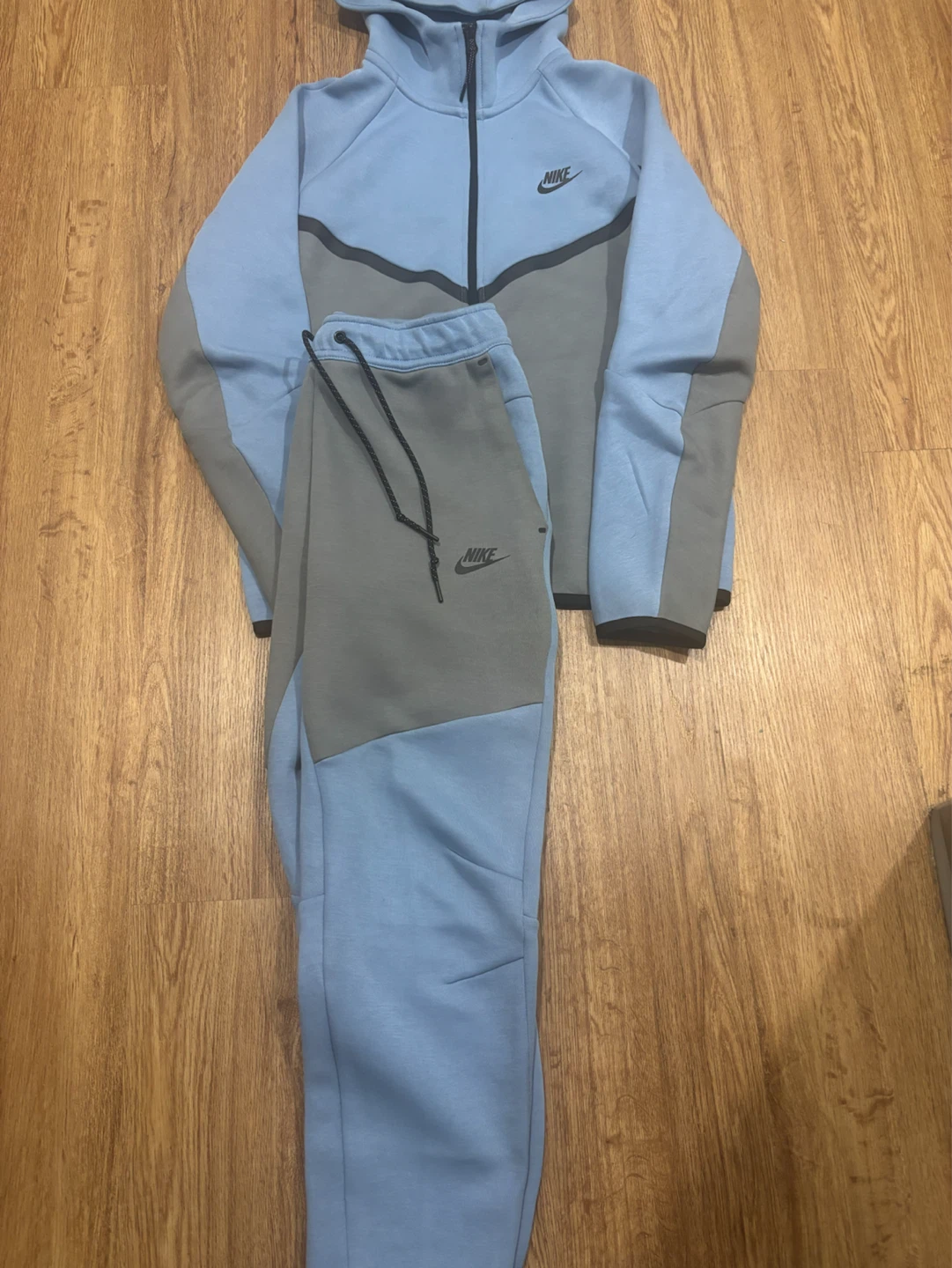 Full Nike Tech Fleece Tracksuit - photo 2