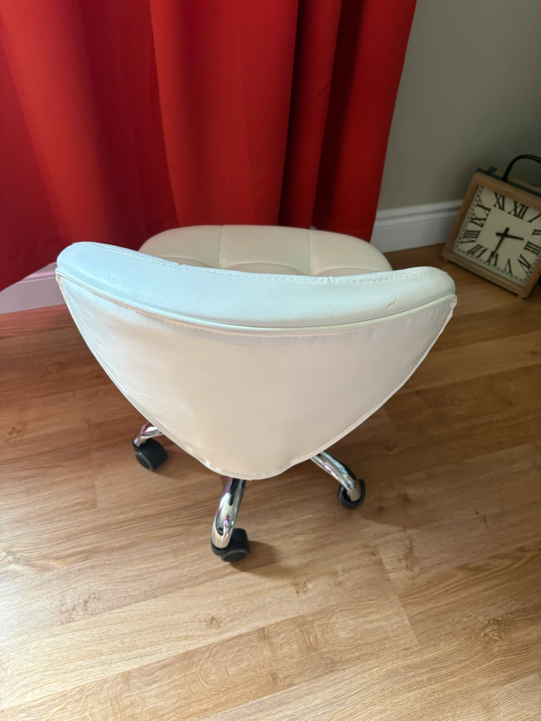 White Tufted Rolling Office Chair - photo 2