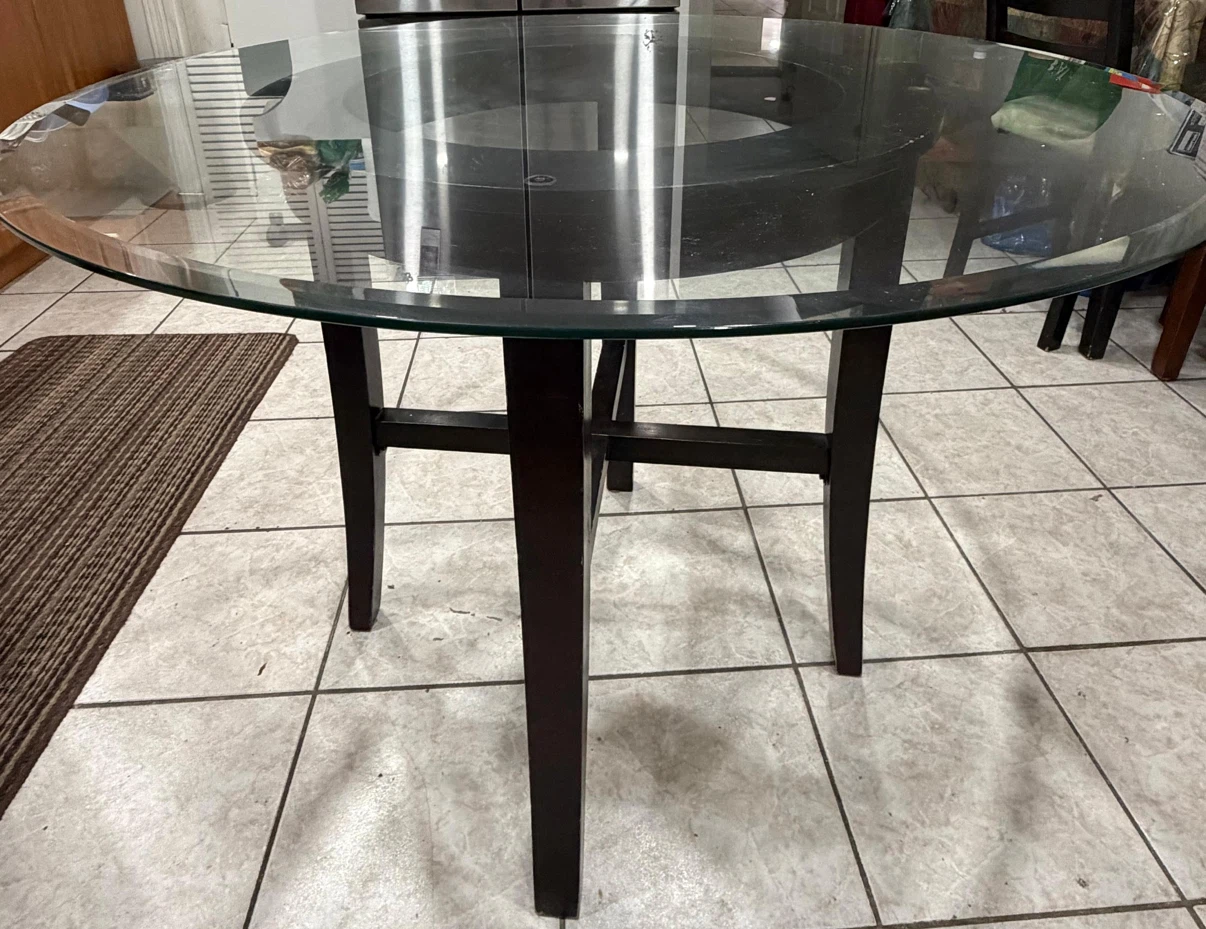 Round Glass Dining Table - photo 2