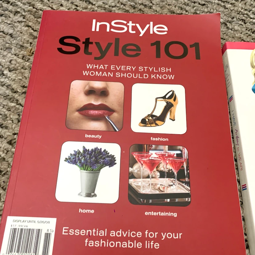 Fashion Style Books Women's Wardrobe Clothing Shopping Book Lot - photo 2