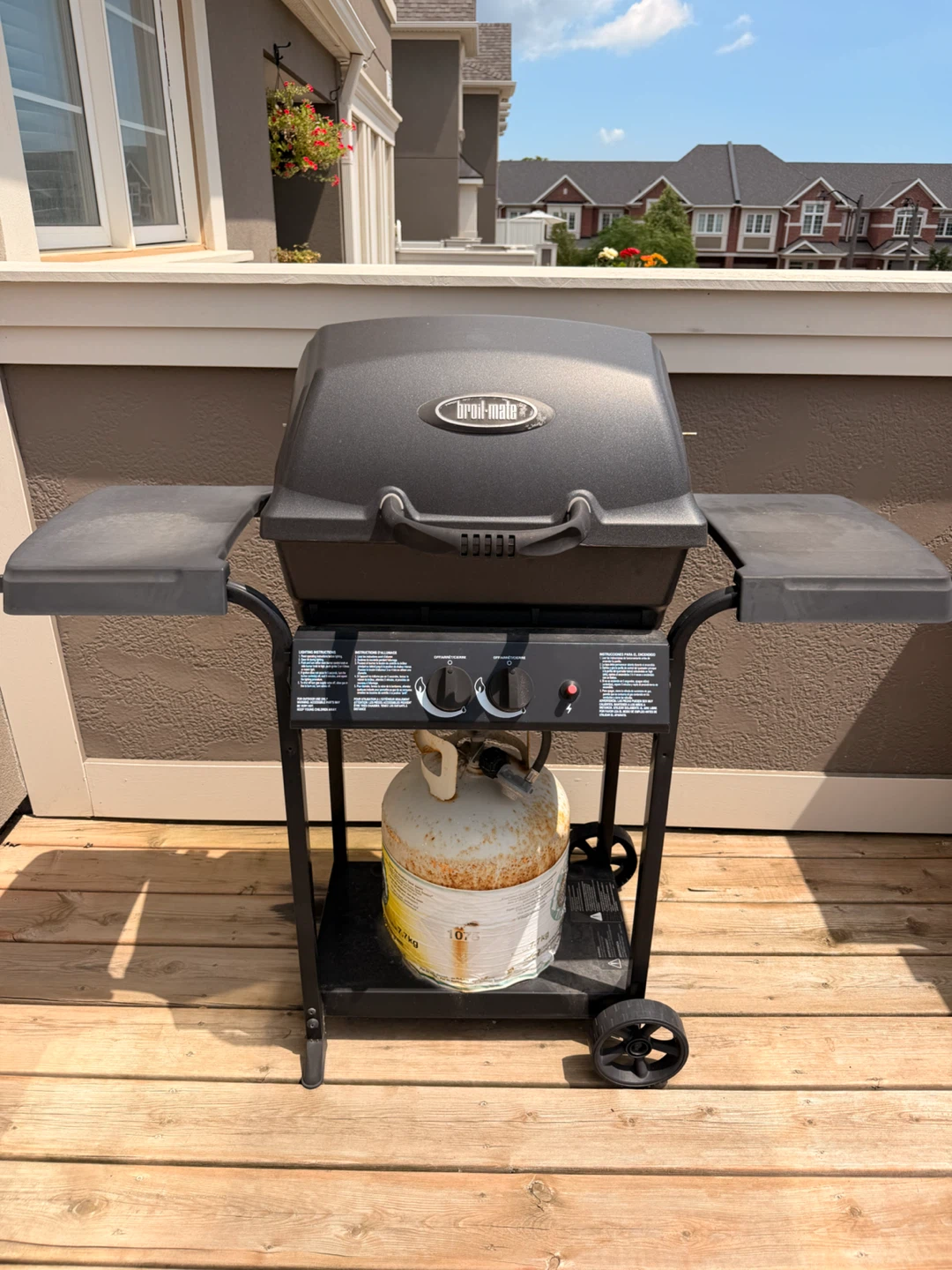 Broil-Mate Gas Barbecue
