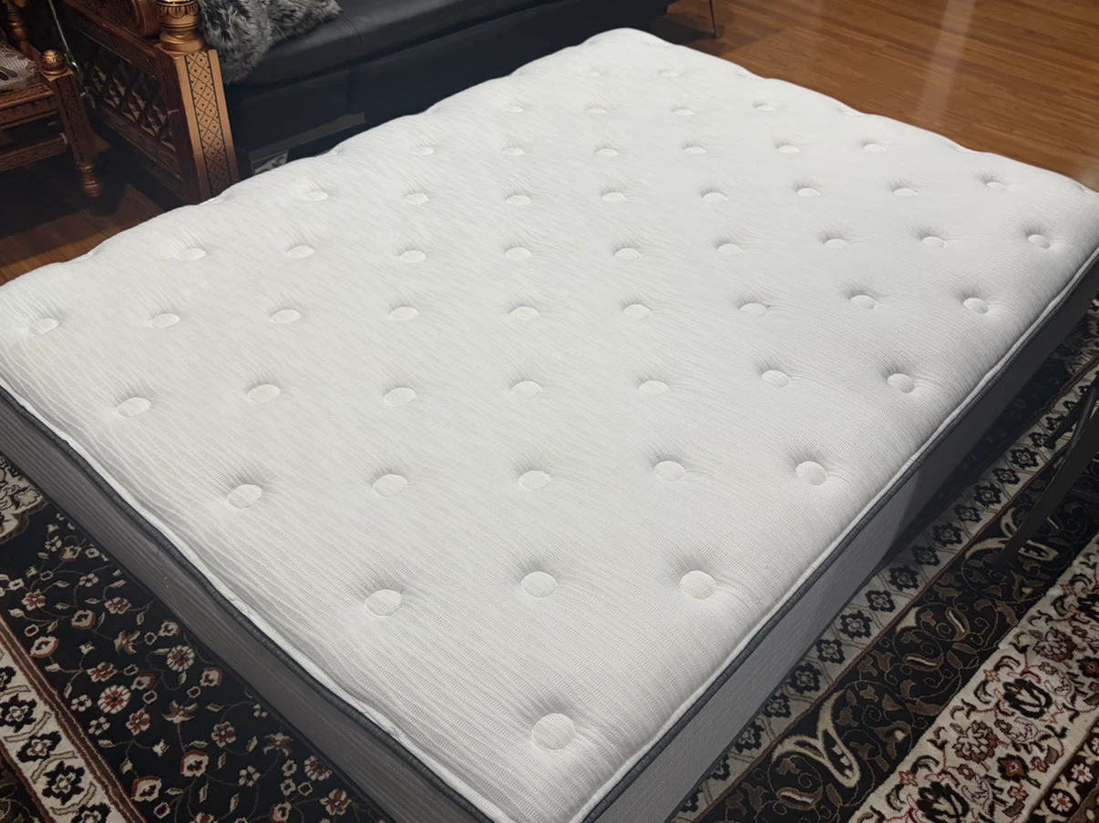 Beautyrest Mattress - photo 2