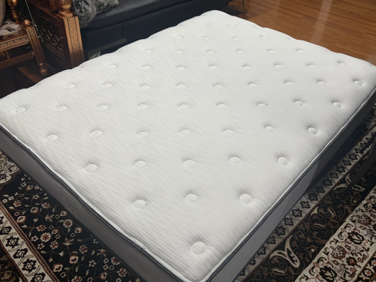 Beautyrest Mattress - photo 3