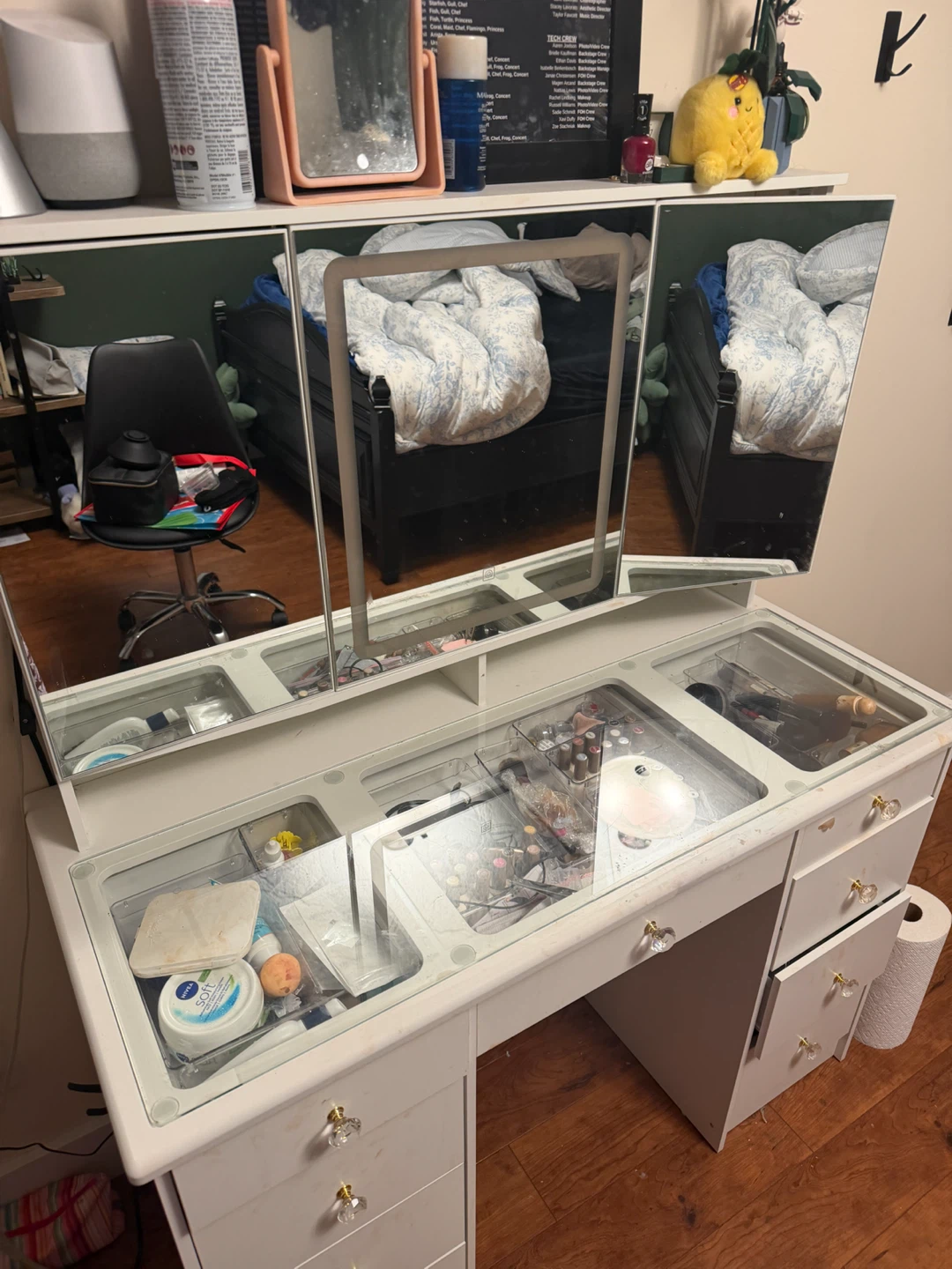 White Vanity Desk with Tri-Fold Mirror