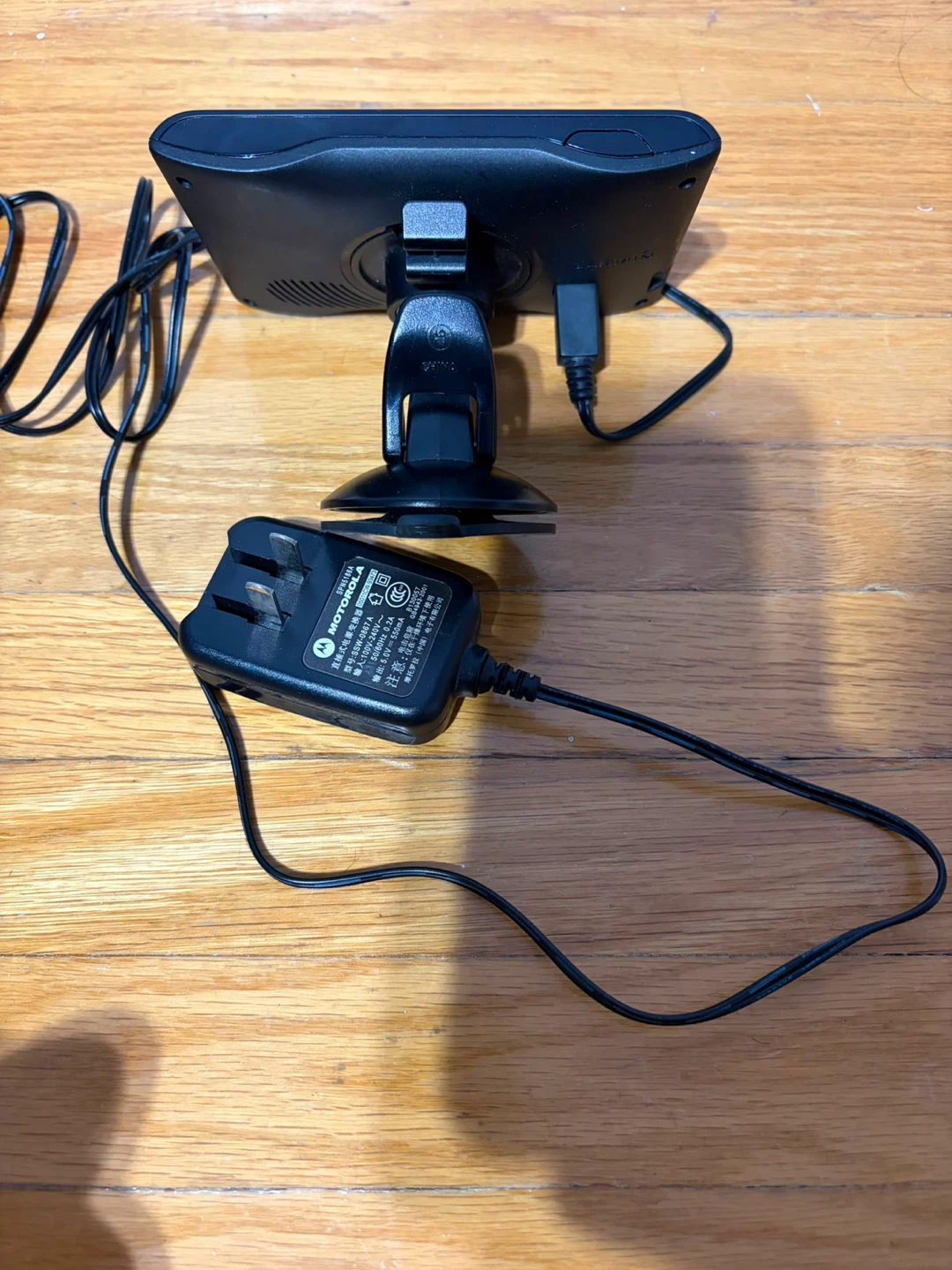 Garmin GPS Navigator with Car Charger - photo 3
