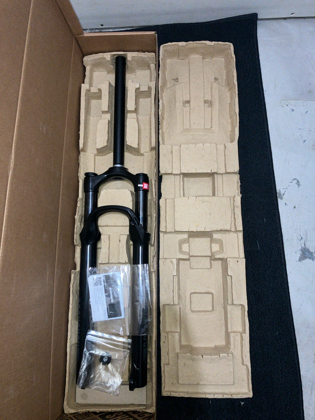 Brand New RockShox Recon Fork 29” - photo 2