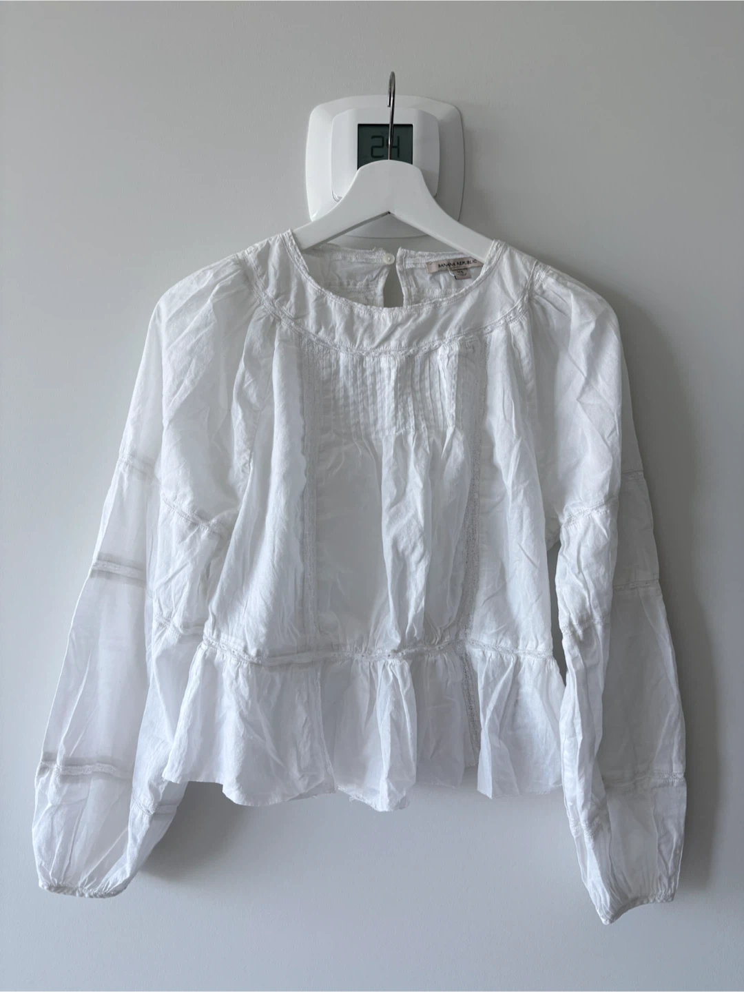 Banana Republic White Peasant Blouse