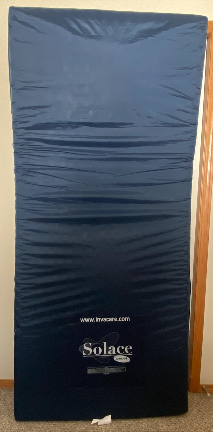 Electric Bed, Invacare, Mattress included - photo 3