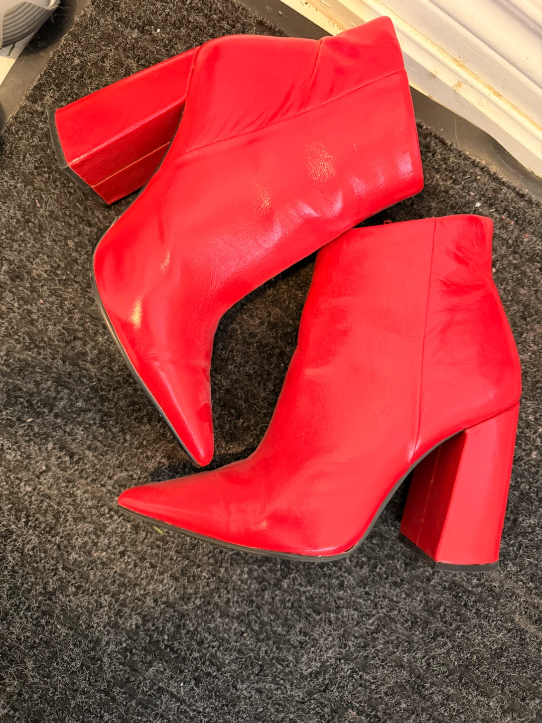 Steve Madden Red Leather Ankle Boots - photo 2
