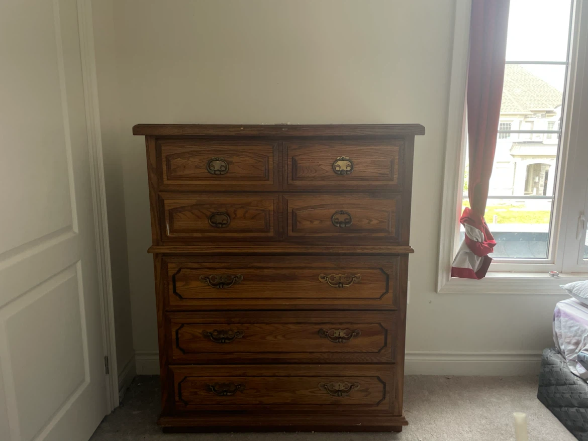 Wooden Dresser with 6 Drawers