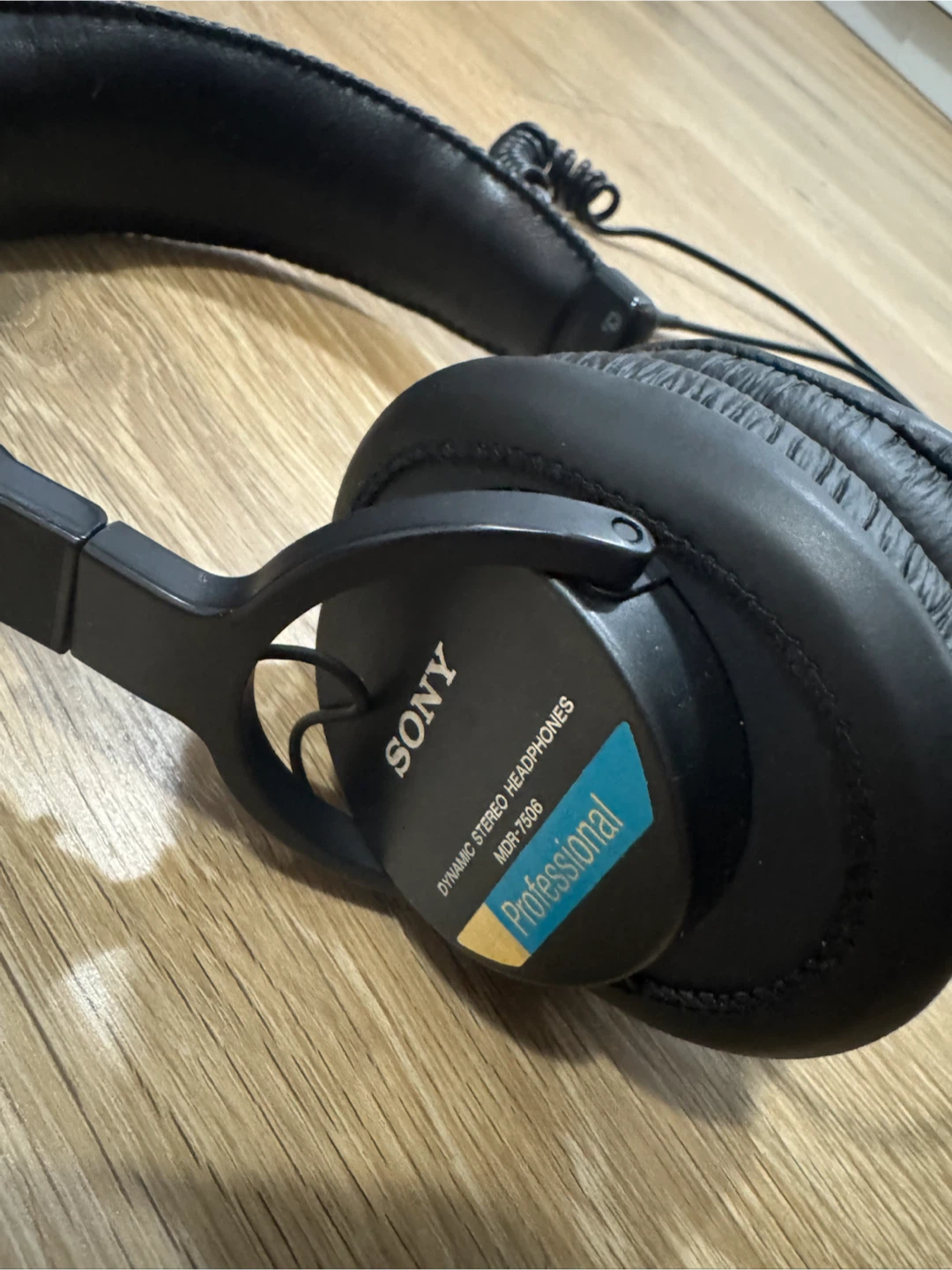 Sony Dynamic Stereo Headphones MDA-7506