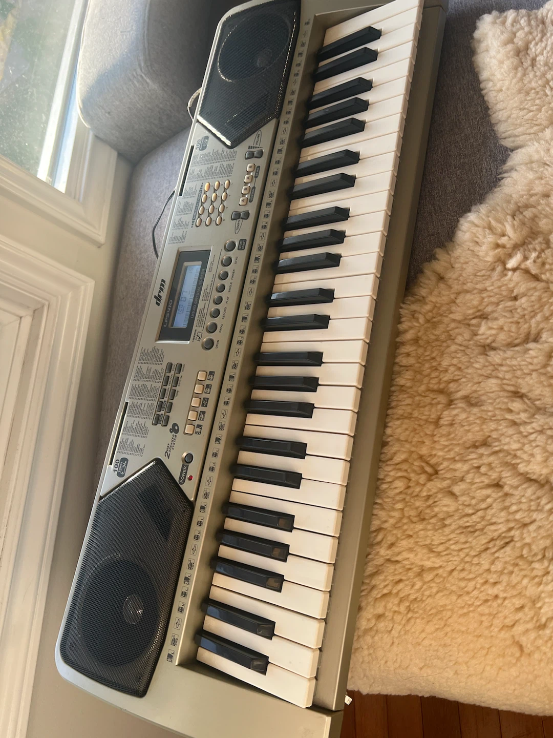 DRM510 61-Key Electronic Keyboard - photo 2
