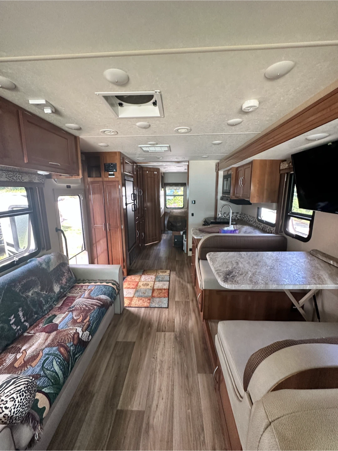 Motorhome: 2018 Coachmen Pursuit Precision Class A - photo 5