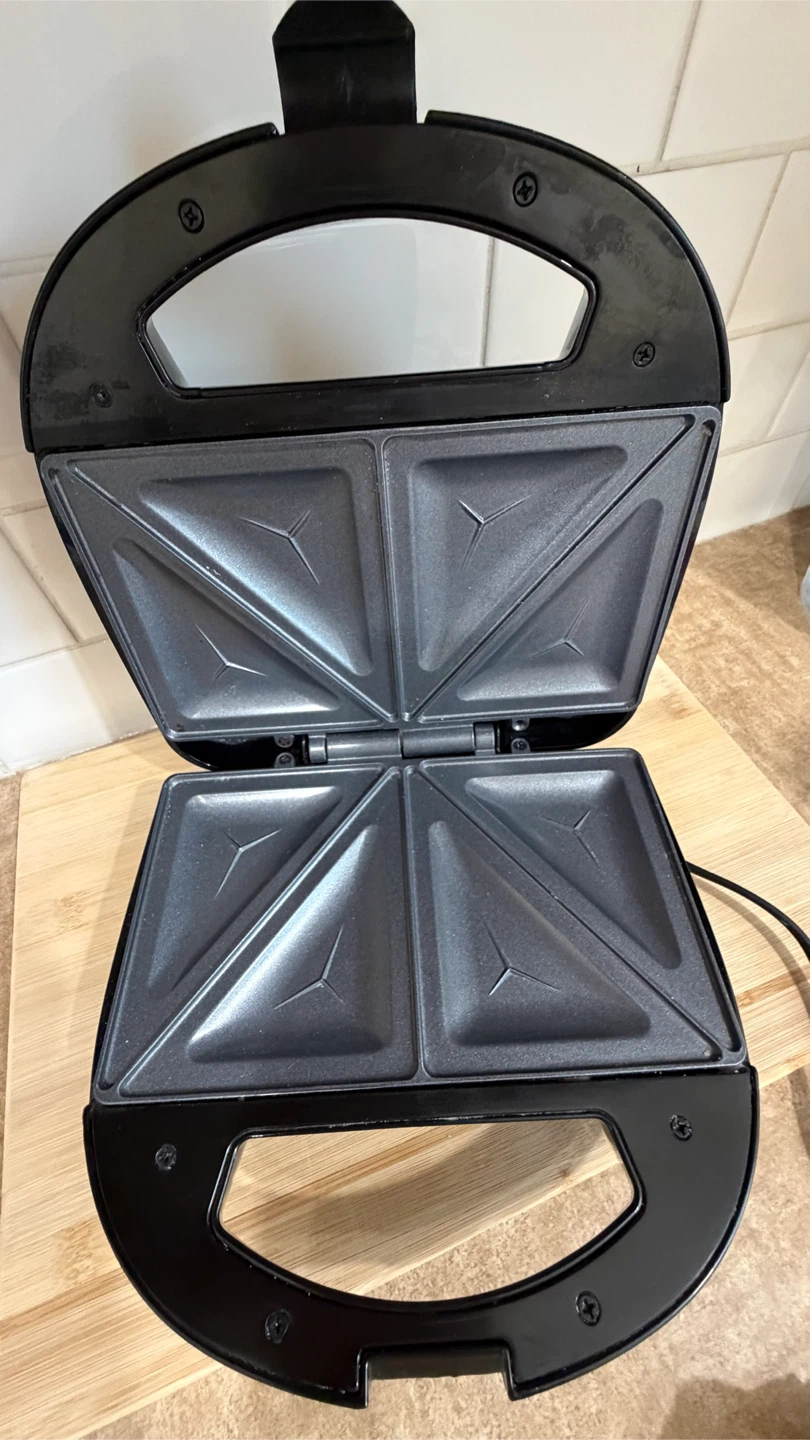 Toastmaster Sandwich Maker - photo 4